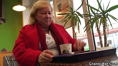 Bosomed موقع الافلام الجنسيه فتاة راشيل ستار يتأهل وانتقد أثناء التدليك