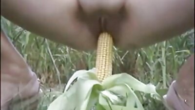 ميا Melone نجوم افلام الجنس يعرف كيفية إرضاء الرجال