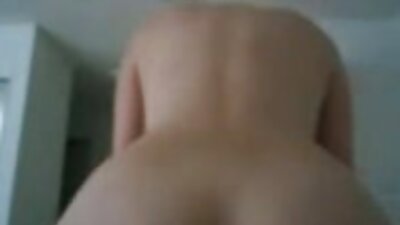 امرأة مذهلة يتبول قبالة لها ممثلات افلام جنسية بستاني